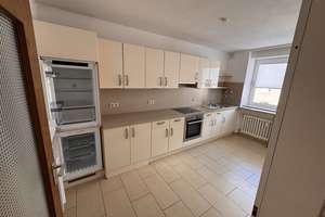 Zentral gelegene 3,5-Zimmer-Wohnung mit Balkon und grünem Ausblick – Robert-Koch-Straße 31, 45879 Altstadt, Gelsenkirchen – Vorschaubild 16