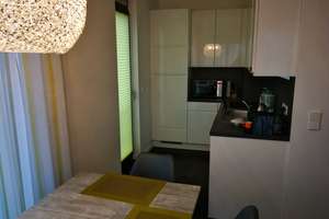 Exklusive, 3-Zimmer-Wohnung mit moderner Einbauküche     im Europaviertel zu vermieten – 60486 Gallus, Frankfurt am Main – Vorschaubild 4