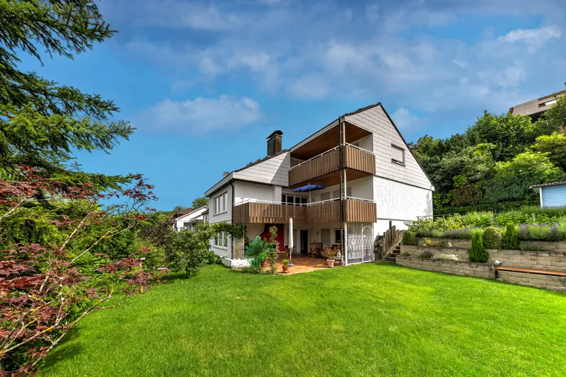 2-family house – Aidlingen – 3 garages