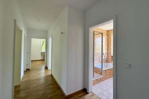 Helle 3-Zimmer-Wohnung mit Süd/West-Balkon & Gartenblick – Dachstr. 17, 81243 Pasing, München – Vorschaubild 11