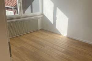 Gepflegte 4-Zimmer-Hochparterre-Wohnung mit Einbauküche in Reutlingen – Die vollständige Adresse der Immobilie erhältst du vom Anbieter., 72770 Betzingen, Reutlingen – Vorschaubild 5