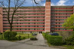 RESERVIERT: Lokstedt - ruhig, barrierearm, mit Ausblick: Gemütliche 2-Zimmer-Wohnung mit Loggia..! – Die vollständige Adresse der Immobilie erhältst du vom Anbieter., 22529 Lokstedt, Hamburg – Vorschaubild 12