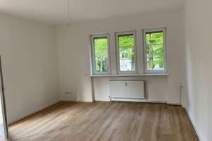 Modernisierte 4-Zimmer-Wohnung in Jena-Zwätzen – Die vollständige Adresse der Immobilie erhältst du vom Anbieter., 7743 Zwätzen, Jena – Vorschaubild 2