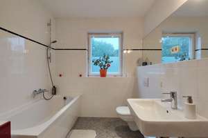 Bezugsfreie 4-Zimmer-Maisonette mit zwei Südbalkonen & Tageslichtbad – 14165 Zehlendorf, Berlin – Vorschaubild 12