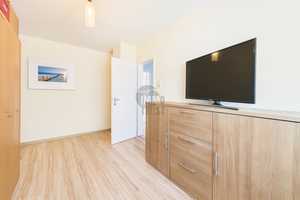 TOP GEPFLEGTES REIHENHAUS IN ZENTRALER LAGE, TERRASSE MIT SÜDAUSRICHTUNG, GARTEN UND GARAGE – Wesermarsch (Kreis) – Vorschaubild 10