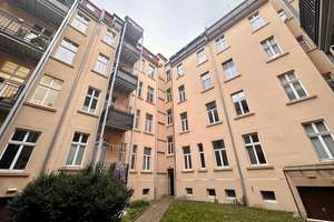 Stilvolle Gründerzeitwohnung  mit  Parkett und  Aufzug in Stadtfeld-Ost – 39108 Stadtfeld Ost, Magdeburg – Vorschaubild 2