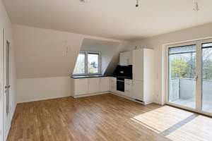 Erstbezug nach Kernsanierung: Gemütliche 3-Zimmer-DG-Wohnung in München-Trudering - WE 7 – 81825 Waldtrudering, München – Vorschaubild 4