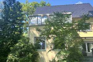 PROVISIONSFREI Stilvolles saniertes Einfamilienhaus im Grünen