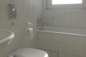 Sonnenhelle und renovierte 3 Zimmer mit Südbalkon – Graf-Zeppelin-Str. 22, 45219 Kettwig, Essen – Vorschaubild 3