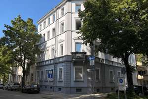 3-Zimmer Altbauwohnung in sehr guter Lage