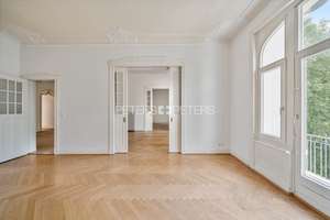 Open House Sa. 22.8. 11-12:30* Absolute Rarität: Repräsentativ, perfekter Lage, Stellplatz – Die vollständige Adresse der Immobilie erhältst du vom Anbieter., 20255 Eimsbüttel (Ortsteil), Hamburg – Vorschaubild 10