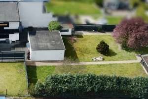 Großzügiges Wohnhaus auf 1.635 m² Grundstück mit Baugrundstück in Mülheim-Kärlich – Die vollständige Adresse der Immobilie erhältst du vom Anbieter., 56218 Mülheim-Kärlich – Vorschaubild 2