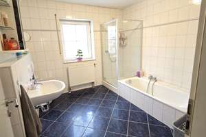 Charmante DHH in Langenbach -viel Platz, top Ausstattung & außergewöhnliches Dachstudio – Eichlbrunnstr. 43, 85416 Langenbach – Vorschaubild 14