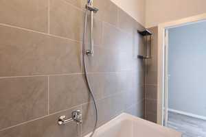 Property thumbnail 7