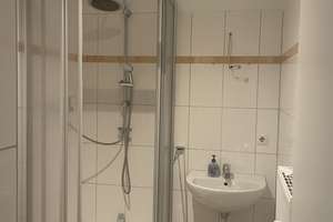 Charmante 3-Zimmer-Wohnung mit 2 Bädern und 2 Balkonen im 3.OG in Dresden-Gruna – Heynahtsstraße 3, 1309 Gruna, Dresden – Vorschaubild 16