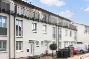 🍀 Charmantes Reihenhaus mit 5 Zimmern in idyllischer Grünoase 🍀 – Havelland (Kreis) – Vorschaubild 1