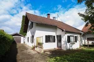 Handwerker aufgepasst: Sanierungsbedürftiges Einfamilienhaus in ruhiger Lage von Peiting