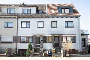 Bremen-Osterfeuerberg | Großzügiges Reihenhaus mit Garten, Keller und Garage – Bremen – Vorschaubild 3