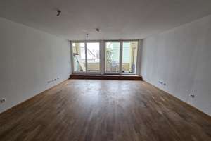 Attraktive 2-Zimmer Wohnung im 2. OG mit Balkon in Regensburg-Innenstadt – Die vollständige Adresse der Immobilie erhältst du vom Anbieter., 93047 Innenstadt, Regensburg – Vorschaubild 1