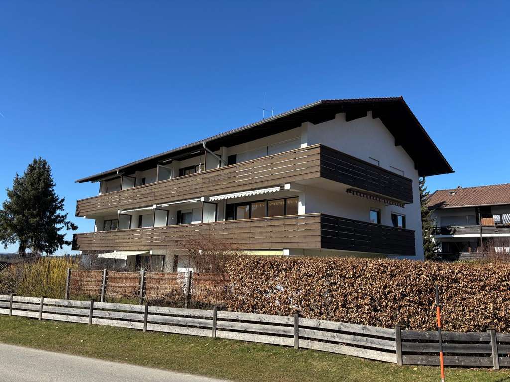 Immobilie in Bergen - 3-Zimmer-Eigentumswohnung in Bergen mit Bergblick - Bild 0