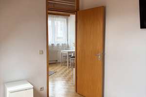 Kapitalanleger aufgepasst: vermietete 2-Zimmer-Wohnung in Reutlingen-Degerschlacht – 72768 Degerschlacht, Reutlingen – Vorschaubild 3