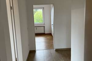 Zuhause mit viel Platz in Regensburg – 93049 Westenviertel, Regensburg – Vorschaubild 2