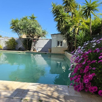 WUNDERSCHÖNE VILLA MIT PRIVATEM POOL