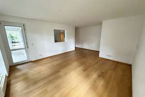 +++KOMPONISTENVIERTEL: 3ZIMMER WOHNUNG MIT EBK UND PKW STELLPATZ+++ – Schumannstr. 4a, 65193 Nordost, Wiesbaden – Vorschaubild 4