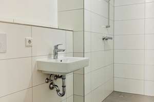 2 MONATE MIETFREI* Neubaugebiet Hannover Kronsrode: EBK, Loggia, Fußbdnhzg, 2 Bäder, Lift, TG, Kellr – Kattenbrookstrift 73, 30539 Bemerode, Hannover – Vorschaubild 6