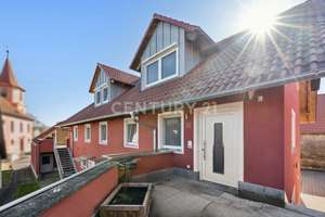 Hochwertiges 4-FH mit PV-Anlage und Wärmepumpe – Die vollständige Adresse der Immobilie erhältst du vom Anbieter., 97215 Simmershofen – Vorschaubild 2
