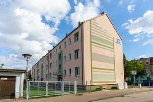 Moderne 3-Raum-Wohnung mit Badewanne und Balkon zu vermieten. – Leipziger Straße 25b, 39218 Schönebeck (Elbe) – Vorschaubild 3