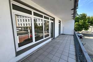 +++ LICHTDURCHFLUTETE WOHNUNG MIT SONNEN-BALKON +++ – Jungfernweg 37, 47799 Krefeld – Vorschaubild 4