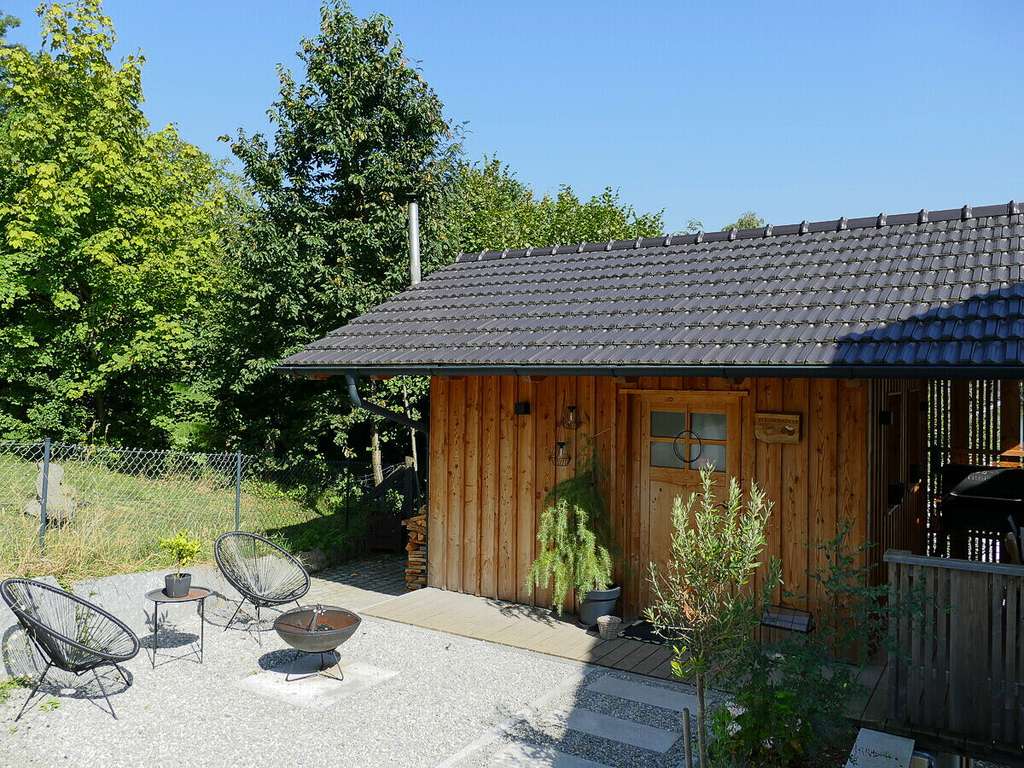 Immobilie in Hauzenberg - IHR NEUES TRAUMHAUS IN TRAUMLAGE: MODERNES EINFAMILIENHAUS MIT EIGENEM POOL NÄHE HAUZENBERG! - Bild 3