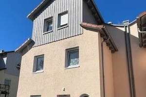 **Erstbezug nach Renovierung**    + Einfamilienhaus in Würzburg-Versbach + – Die vollständige Adresse der Immobilie erhältst du vom Anbieter., 97078 Versbach, Würzburg – Vorschaubild 2