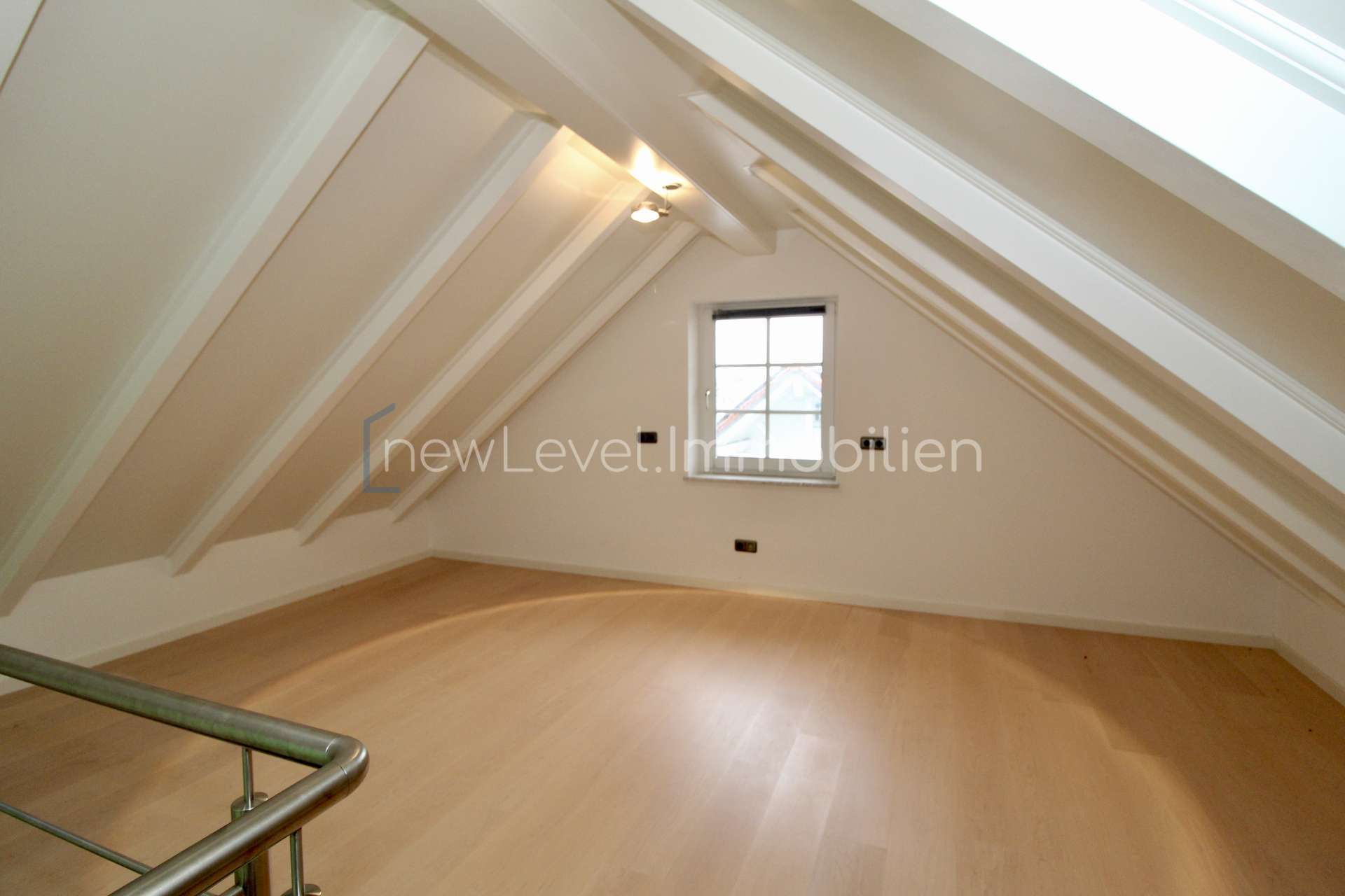 Immobilie in Apfeltrach - Wunderschönes Zweifamilienhaus mit gehobener Ausstattung - Bild 10