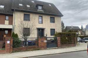 Erstbezug nach Sanierung: freundliches Haus mit 16 Zimmern in Berlin