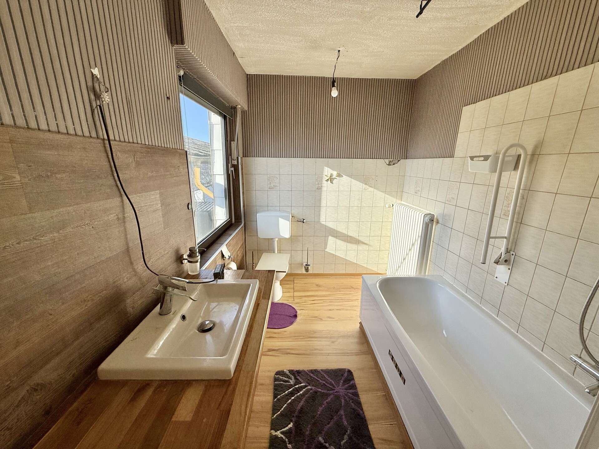 Immobilie in Gehlert - Einfamilienhaus mit großem Nebengebäude – großzügiges Grundstück inklusive! - Bild 7