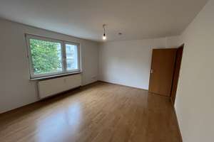 Vollständig renovierte 3-Zimmer-Wohnung mit Balkon in Leverkusen-Quettingen – Pfarrer-Jekel-Straße 20, 51381 Quettingen, Leverkusen – Vorschaubild 2