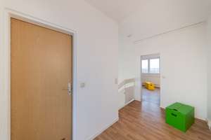 4 Zimmer-Maisonette-Wohnung mit Dachterrasse – Azaleenstraße 25, 6122 Nördliche Neustadt, Halle (Saale) – Vorschaubild 9