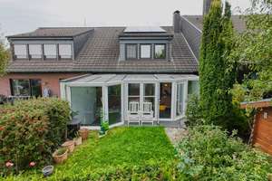 Ruhiges Wohnen in Stolberg-Gressenich – Reihenmittelhaus mit kleinem gepflegtem Garten – Bergerhof 36, 52224 Stolberg (Rheinland) – Vorschaubild 3