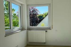 Stadtwohnung im Grünen: Helle, gemütliche 3,5-Zimmer-Wohnung mit Balkon im 2.OG in Stuttgart-N/-W – Ehrenhalde 2, 70192 Lenzhalde, Stuttgart – Vorschaubild 4