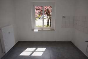 3. OG - Bad mit Wanne + Fenster / frei ab 1.7.26 – Lutherstr. 26, 9126 Lutherviertel, Chemnitz – Vorschaubild 6