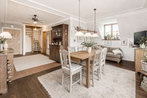 Gemütlich, hell und kunstvoll – 2,5-Zimmer-Wohnung mit 120 m² Gartenparadies – Die vollständige Adresse der Immobilie erhältst du vom Anbieter., 81249 Altaubing, München – Vorschaubild 1