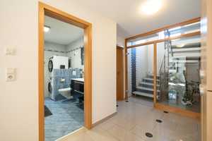 Zuhause ankommen in Beuren an der Aach! Traumhaus auf 2,5 Etagen mit Einliegerwhg. und tollem Garten – Konstanz (Kreis) – Vorschaubild 58