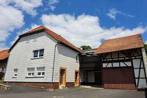 Einfamilienhaus mit vielfältigen Möglichkeiten in Ahorn-Eubigheim – Main-Tauber-Kreis – Vorschaubild 1