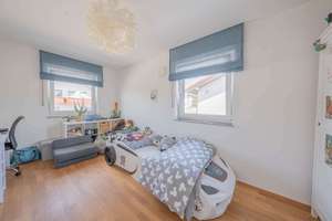 Großzügiges, effizientes Einfamilienhaus, 5 Zimmer + Hobbyraum, Terrasse mit Garten – Die vollständige Adresse der Immobilie erhältst du vom Anbieter., 85653 Aying – Vorschaubild 15
