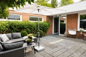 Architekten-Bungalow in Sackgassenendlage am Wald – Wohnen auf einer Ebene mit traumhaftem Garten – Die vollständige Adresse der Immobilie erhältst du vom Anbieter., 48163 Aaseestadt, Münster – Vorschaubild 3