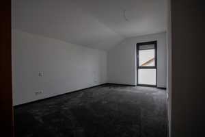 Günstige, neuwertige 5-Zimmer-Doppelhaushälfte mit geh. Innenausstattung und EBK – Pforzheim – Vorschaubild 5