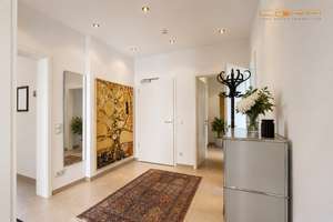 Lichtdurchflutete 3-ZimmerDachgeschosswohnung mit Süd-Balkon in ruhiger Bestlage von Harlaching – Die vollständige Adresse der Immobilie erhältst du vom Anbieter., 81545 Giesing, München – Vorschaubild 2