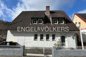 Seltene Gelegenheit mit Entwicklungspotential – Die vollständige Adresse der Immobilie erhältst du vom Anbieter., 57072 Siegen, Siegen – Vorschaubild 2